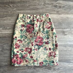 Vintage Stuffed Shirt Floral Denim Skirt